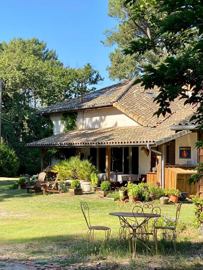 La Ferme Du Miouat Hotel Saint-Julien-en-Born Exterior foto